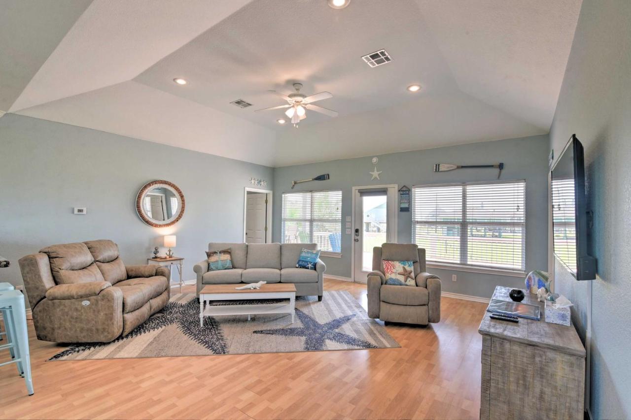Bright Crystal Beach House, Walk To Coast! Βίλα Bolivar Peninsula Εξωτερικό φωτογραφία