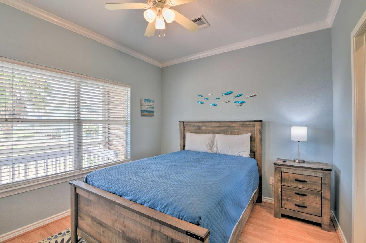 Bright Crystal Beach House, Walk To Coast! Βίλα Bolivar Peninsula Εξωτερικό φωτογραφία